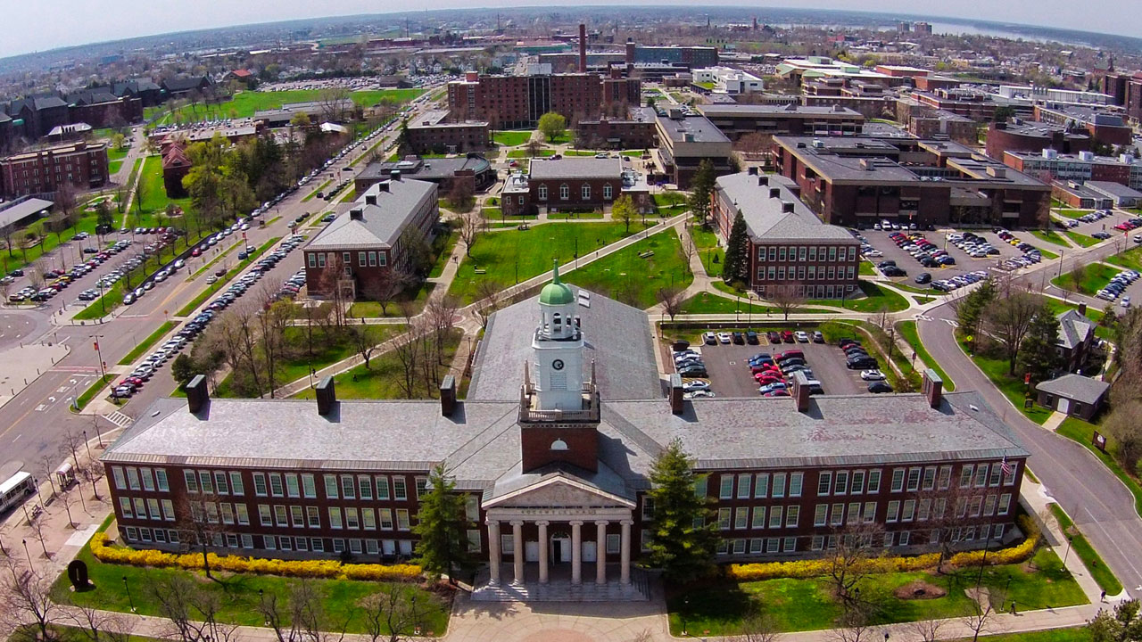 dagbog en lille Besættelse SUNY Buffalo State - Realtor Lowdown